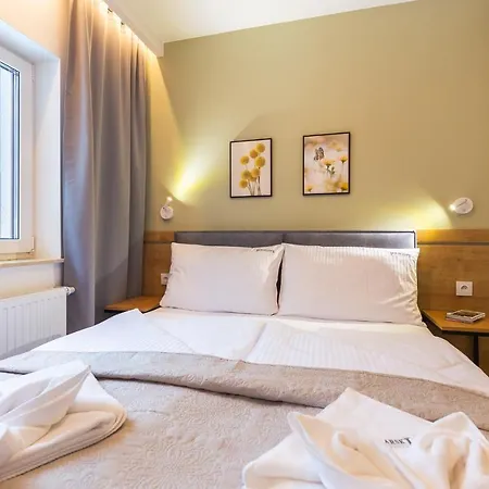 Apartmán Slowackiego 5b, *