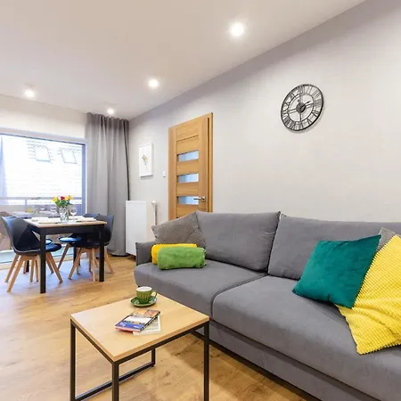 Apartmán Slowackiego 5b, *