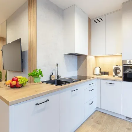 Apartament Slowackiego 5b, *
