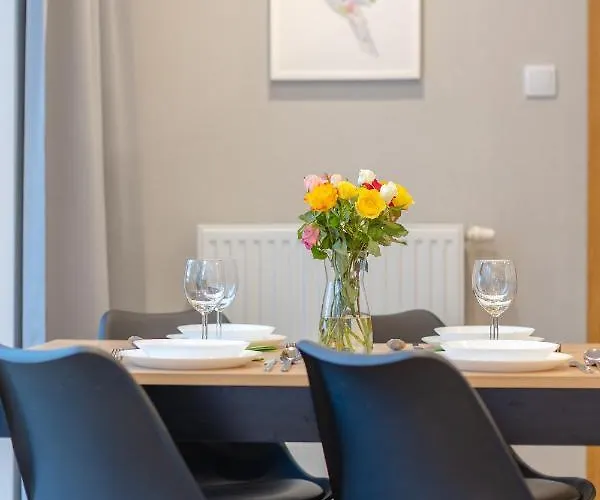 Slowackiego 5b, 公寓 *